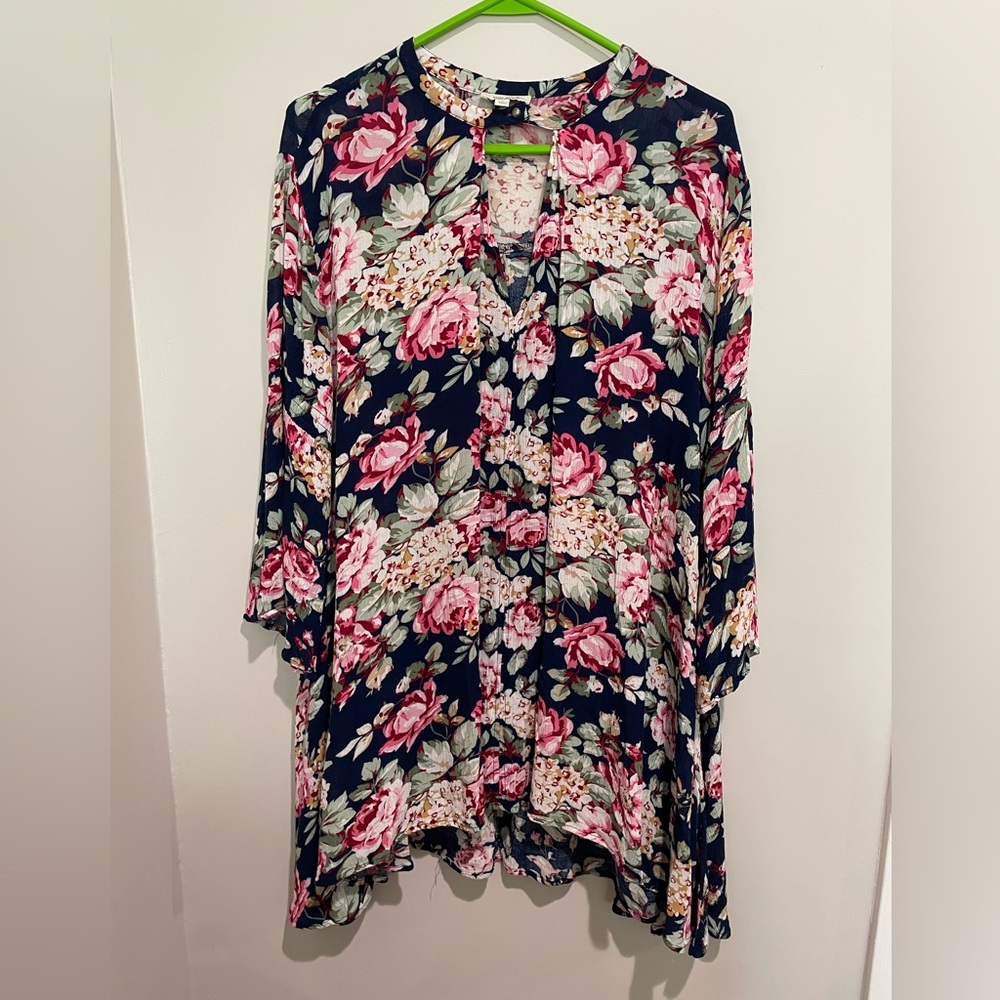 Umgee Floral Blouse - Pink and Green on Navy
